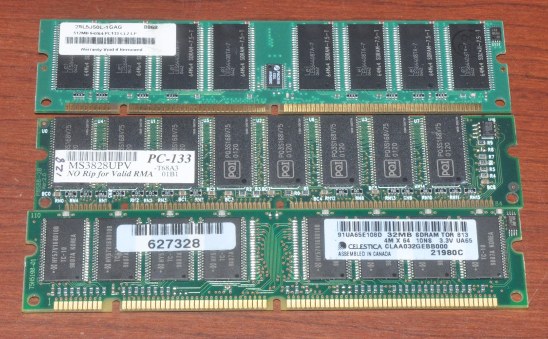 3x 168 Pin SDRAM 1x 32MB 1x 128MB 1x 512MB Mixed Brands READ