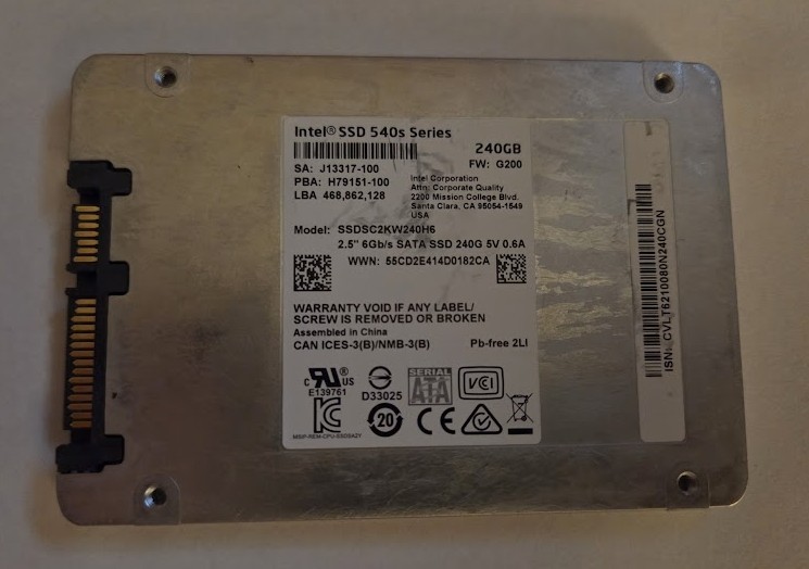 Intel SSD 540s Series 240GB 2.5" SATA III SSDSC2KW240H6  (smartmon status)