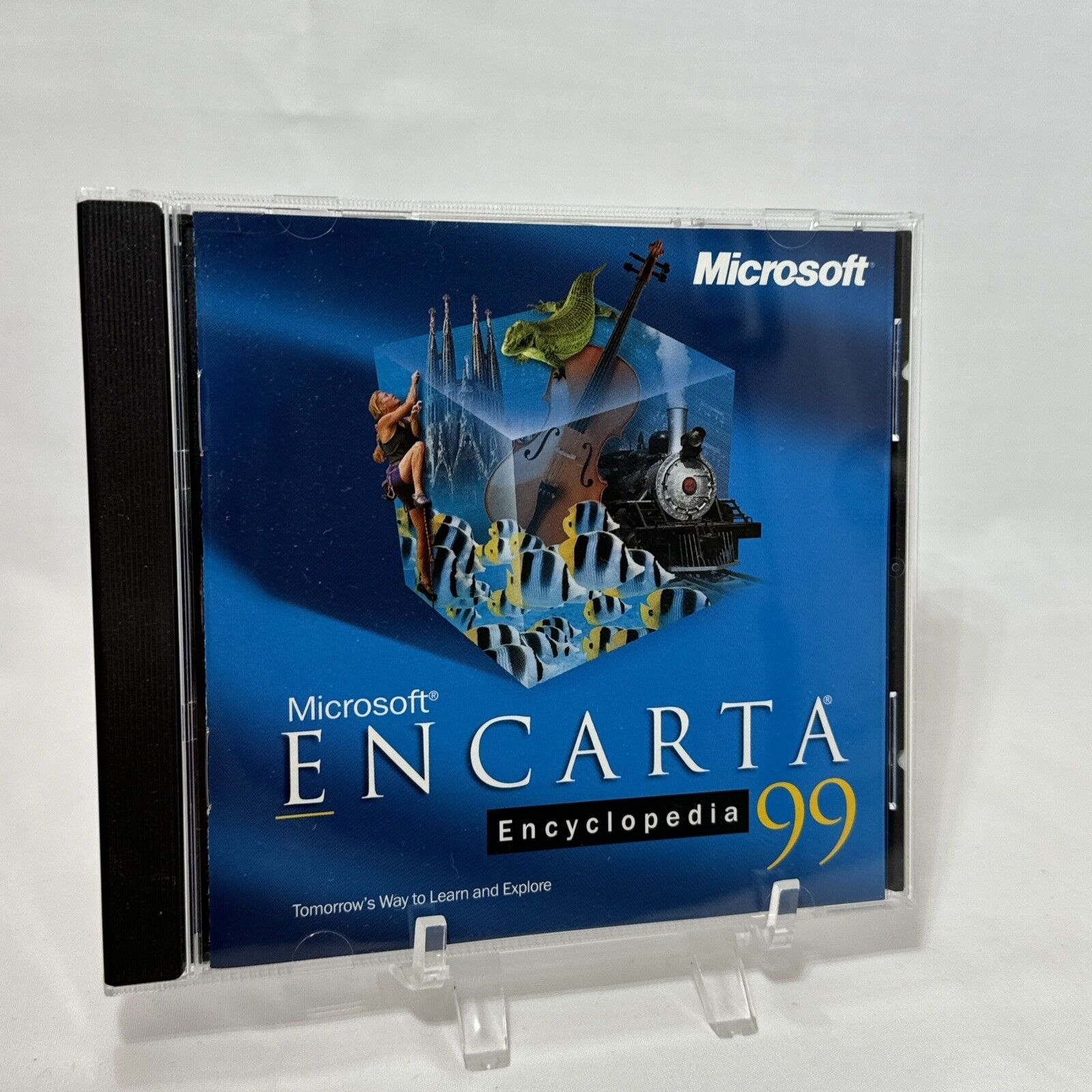 Vintage Microsoft Encarta 99 CD-ROM Reference Suite Encyclopedia 90s 1999