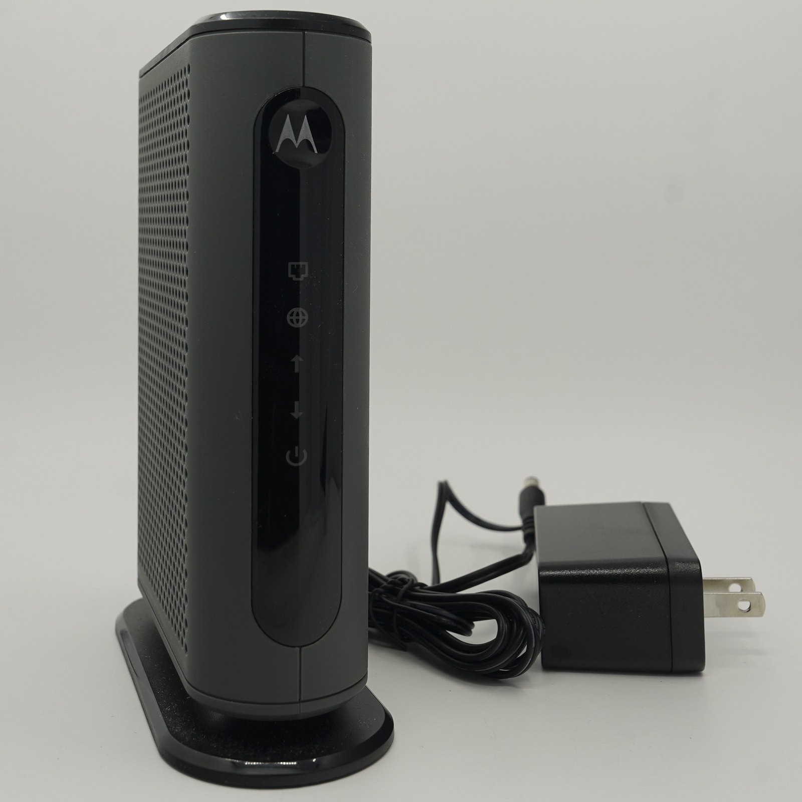 Motorola MB7420 16x4 DOCSIS 3.0 Cable Modem Tested Working with Power Adapter