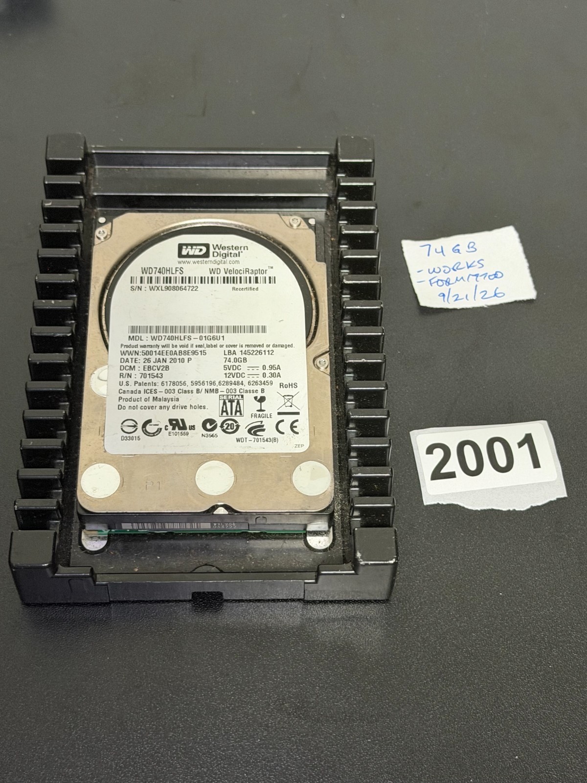 Western Digital 74 GB Raptor SATA WD740HLFS 3.5" -- WORKS -- REF 2001