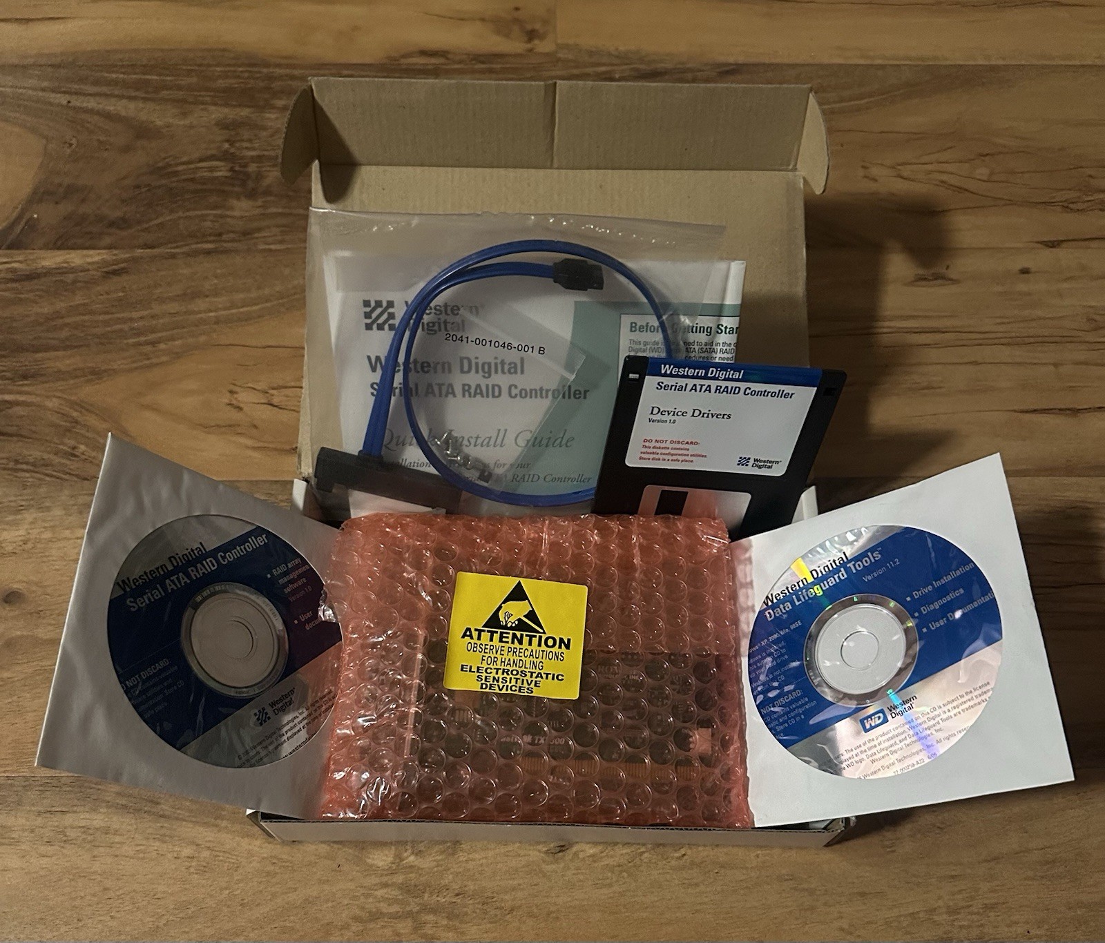 NEW - Promise Fasttrak Tx2300 SATA RAID PCI Card KIT