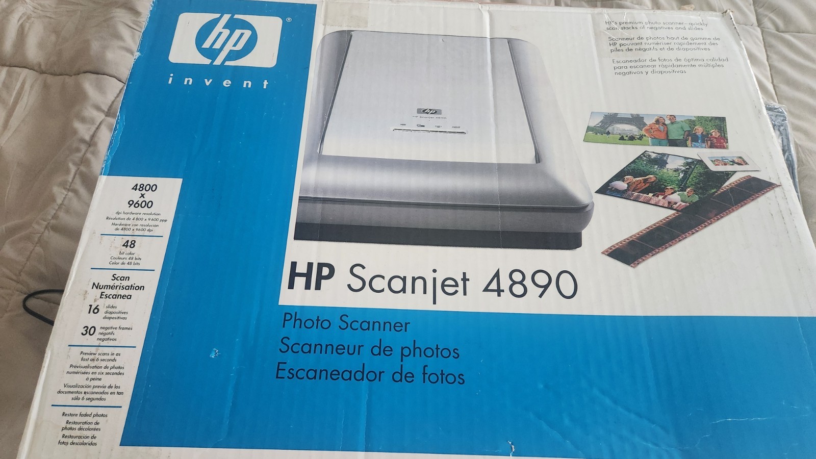 HP Scanjet 4890 Photo Scanner Hewlett-Packard Complete with Accessories