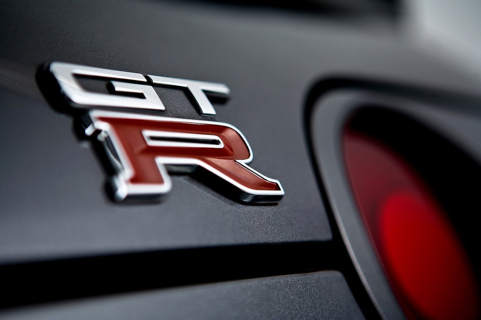 Cars nissan gt r back logo Desk Mat Stitched