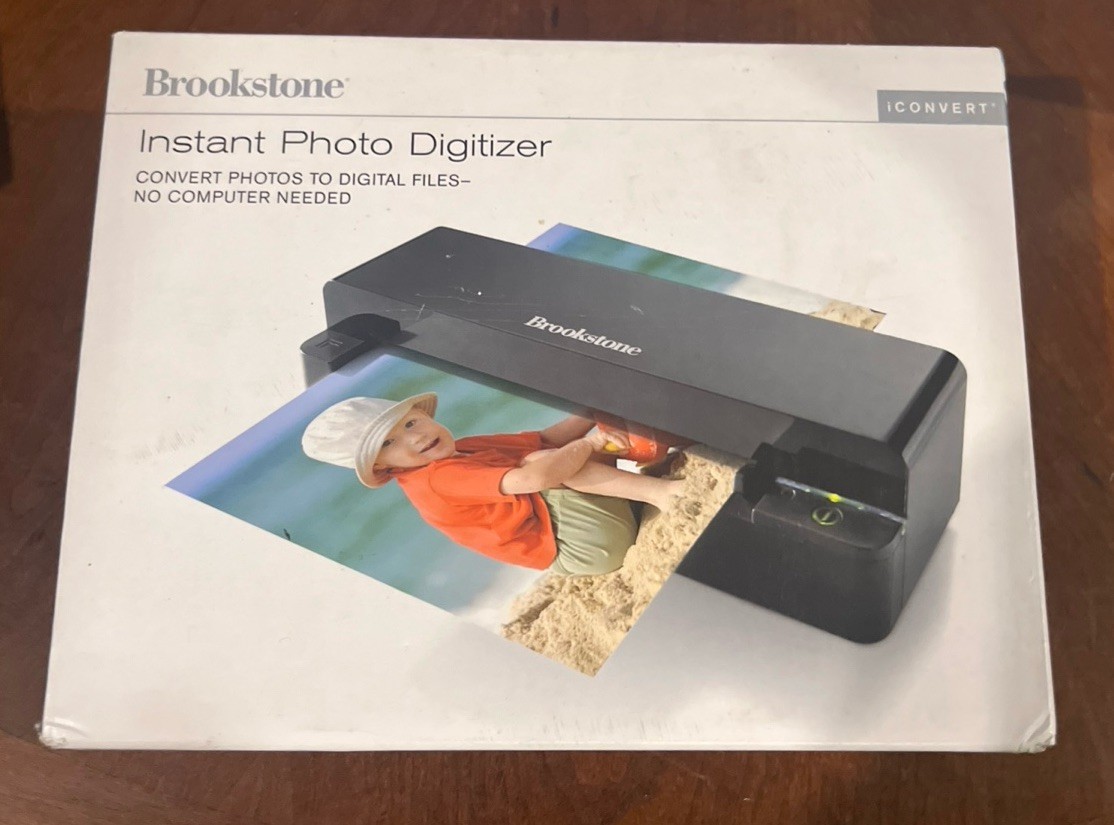 Brookstone iConvert Instant Photo Digitizer - No Computer Needed