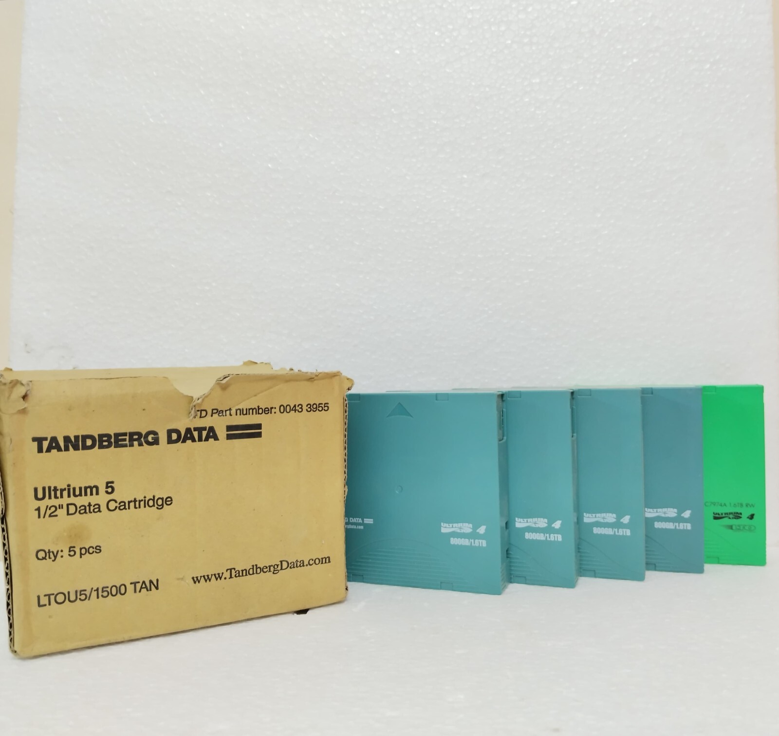 New Tandberg Data LTO Ultrium 1/2 Data Cartridge 800GB/1.6TB (Pack of 5)