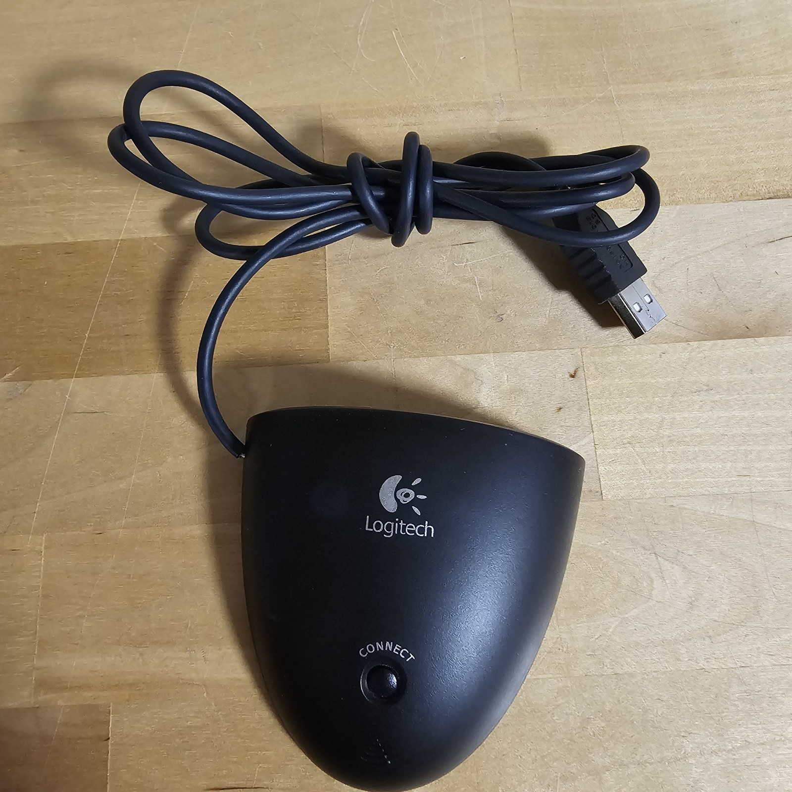 LOGITECH C-BL4-MSE Cordless Connect Fast RF Mouse Receiver Canada210 830900 P434