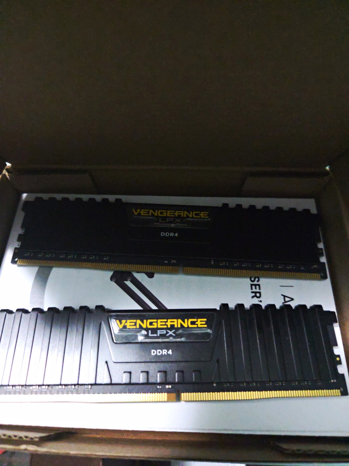 Corsair Vengeance LPX DDR4 SDRAM DIMM 288-Pin Desktop RAM 2 Modules