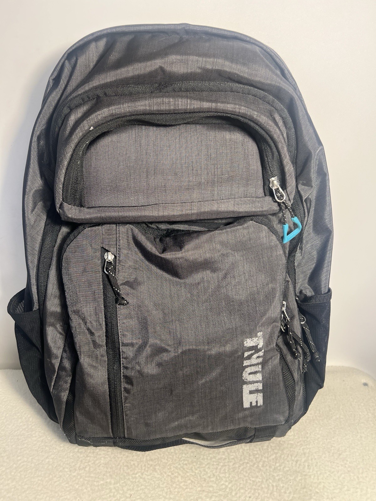 Thule Stravan Commuter 16” Laptop Backpack Sleeve Multi Pocket Gray Black