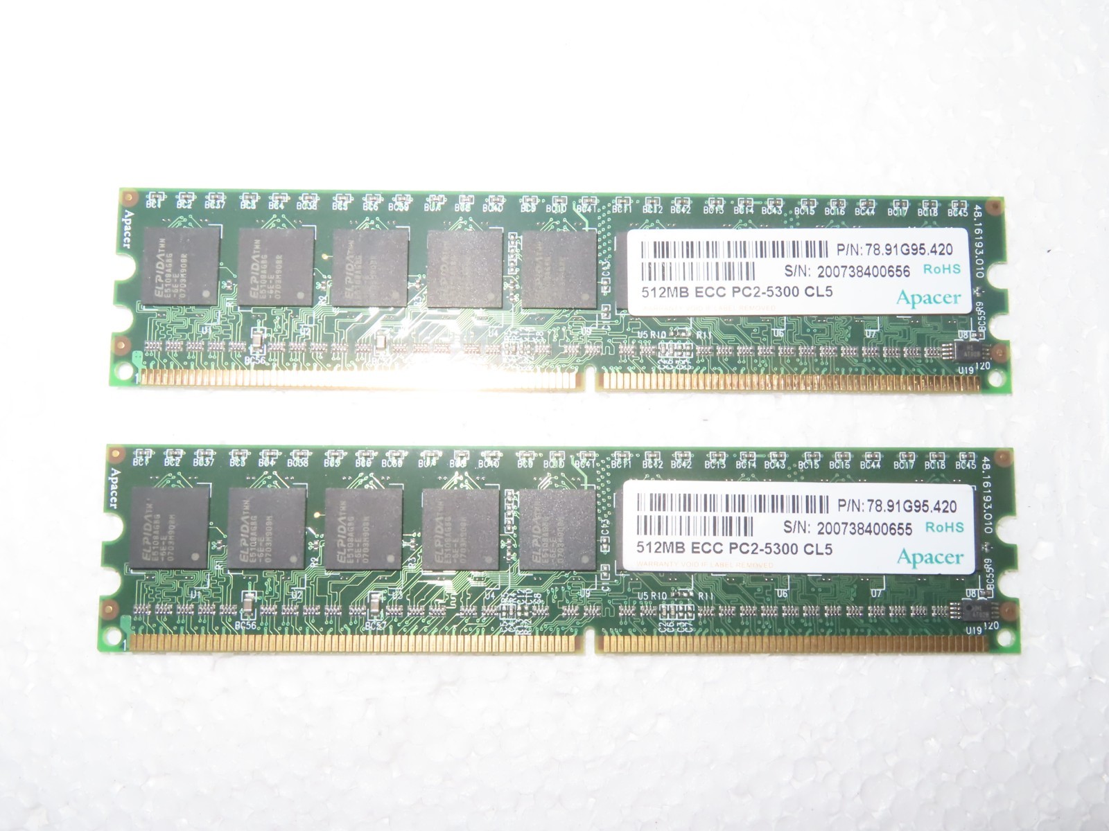 2 x Apacer 512 MB ECC PC2-5300 (667) CL5 DDR 2 SDRAM 78.91G95.420