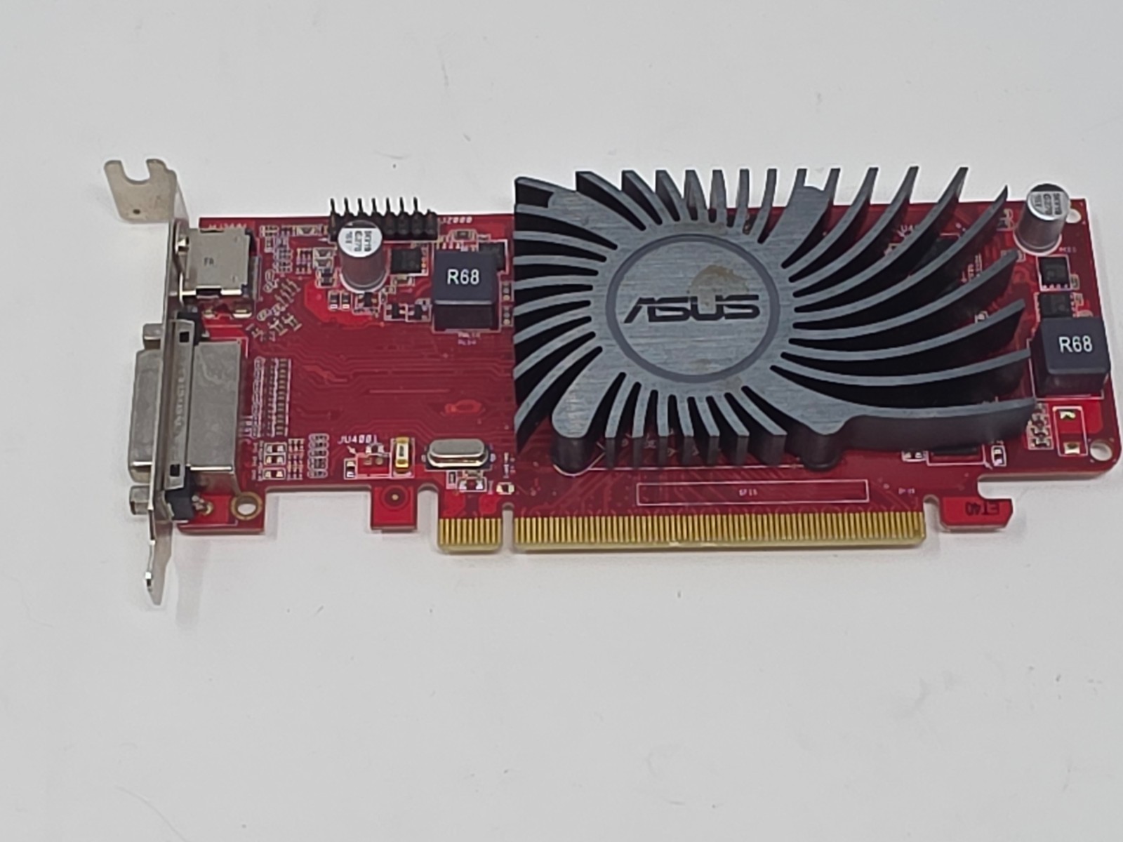 Asus EAH6450 AMD Radeon HD6450 Silent PCI Express 2.0 Low Profile GPU Video Card