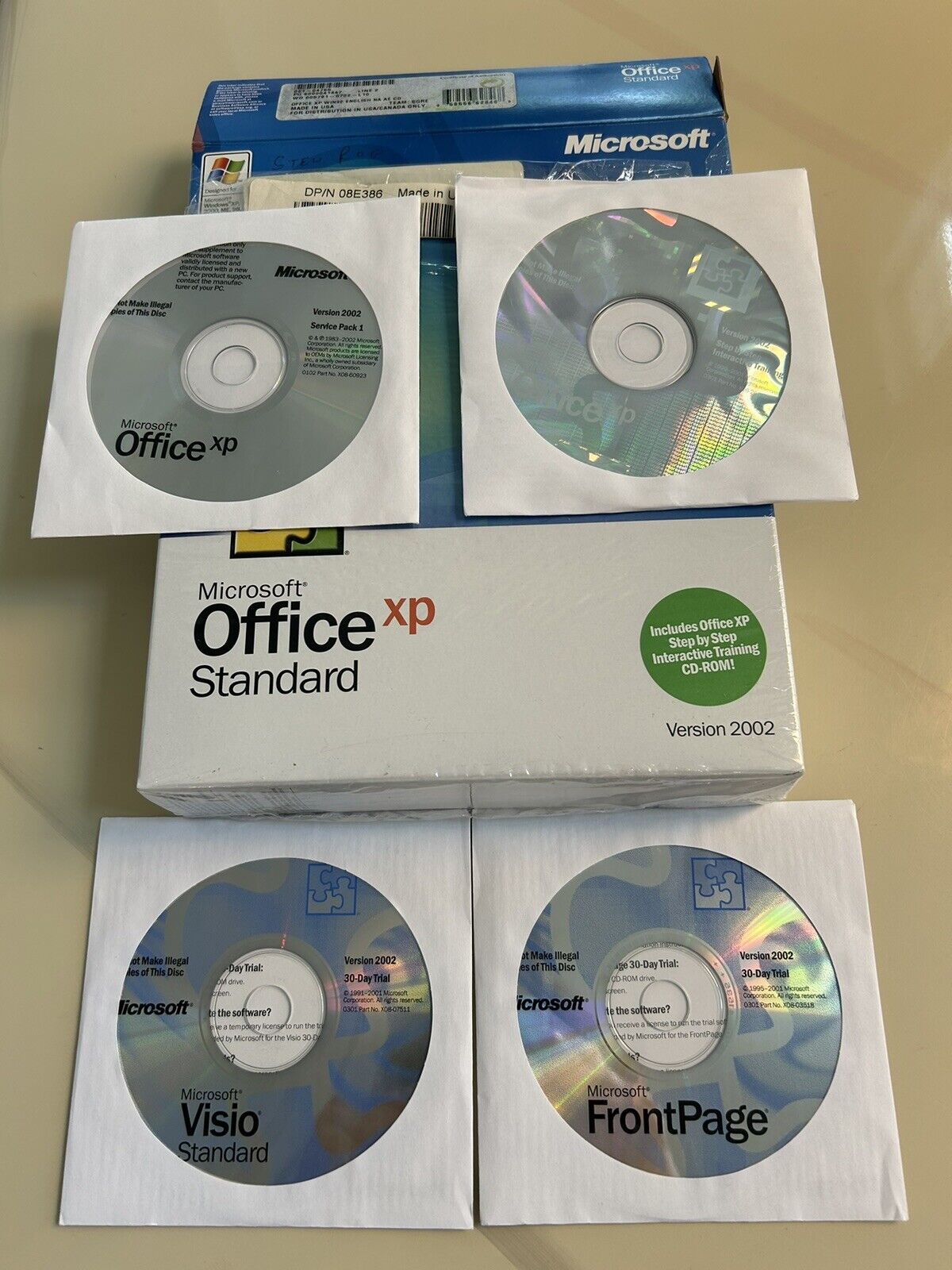 VINTAGE MICROSOFT OFFICE XP STANDARD 2002 ORIGINAL BOX, DISCS,  INSTRUCTION BOOK
