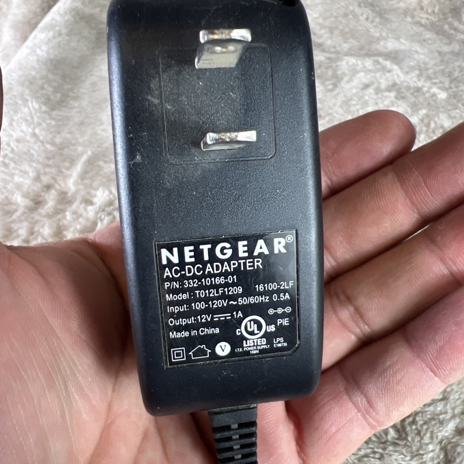Genuine Netgear AC-DC Adapter Power Supply Model T012LF1209 100-120V 50/60Hz 12V