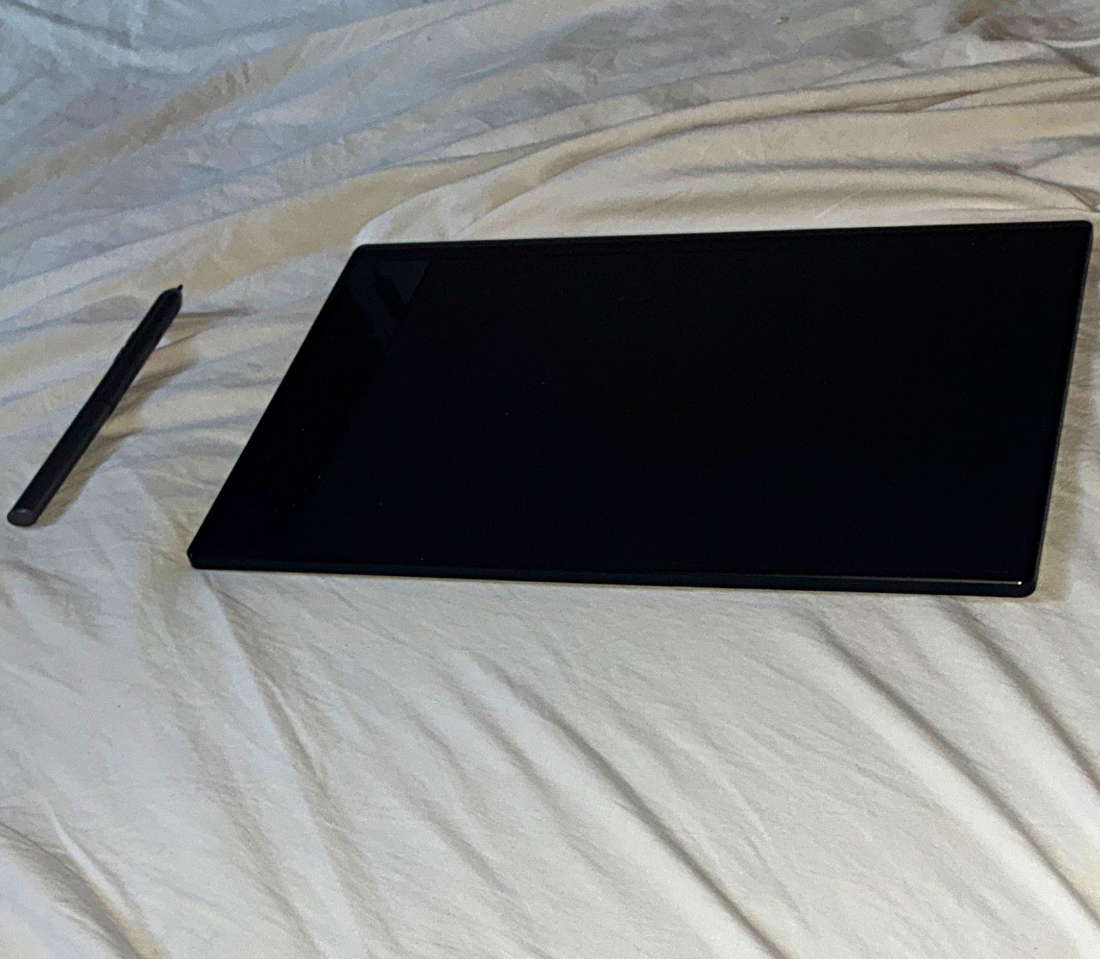 VEIKK A30 Graphics Tablet Drawing Pad, USB Connectivity, Stylus Pen Included
