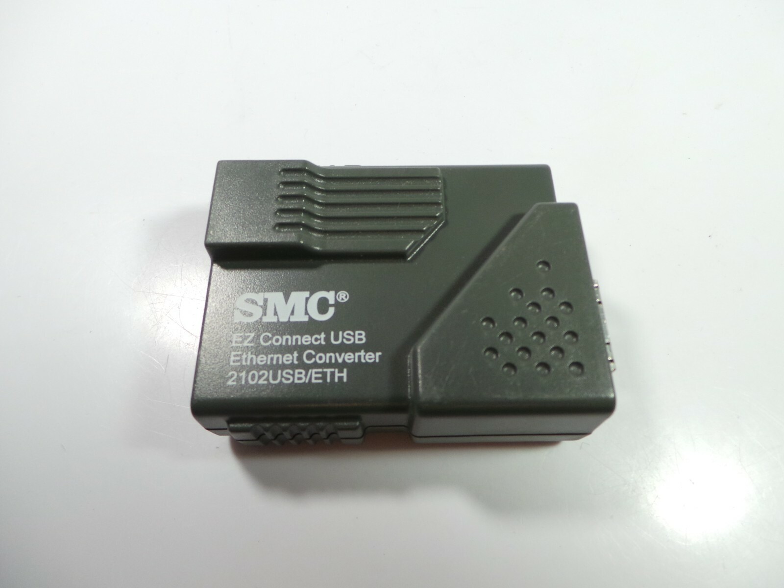 SMC USB EZ Connect Ethernet Network Adapter 2102USB/ETH