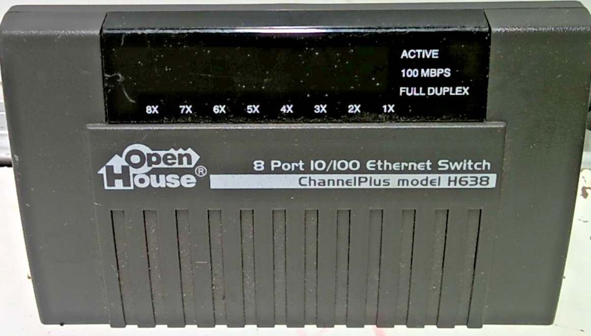 CHANNELPLUS OPENHOUSE MODEL: H638 10BASE T ETHERNET HUB 8 RJ45 INPUTS W/1-UPLINK