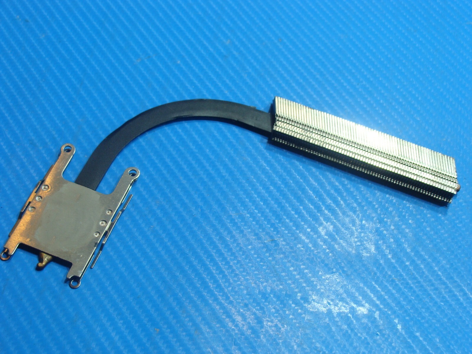 HP Notebook 17-ca0064cl 17.3" OEM CPU Cooling Heatsink L22530-001 6043B0239411