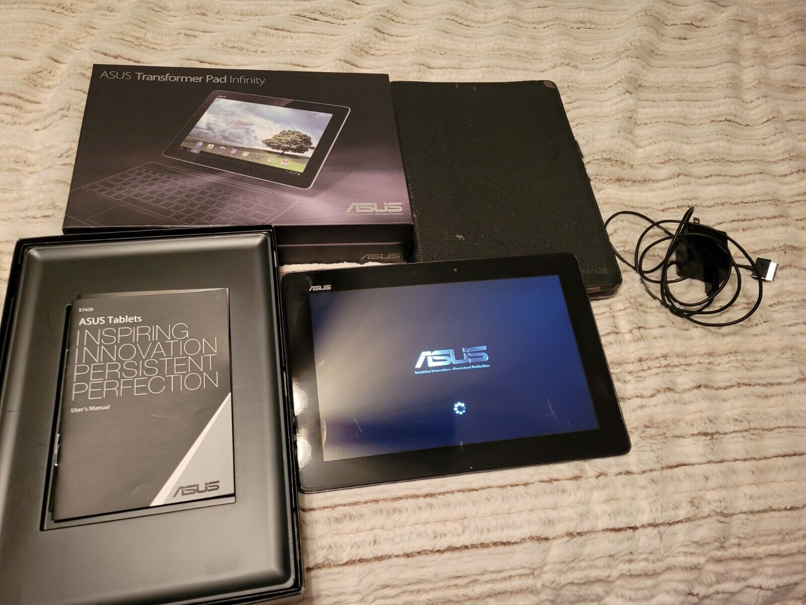 ASUS Transformer Pad Infinity TF700T 32GB, Wi-Fi, 10.1in Tested With Box