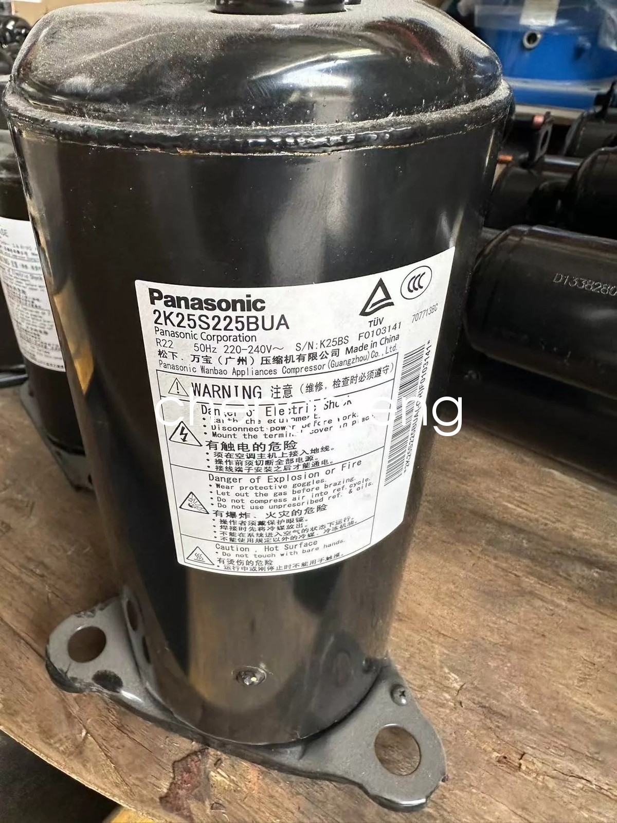 1PCS Brand New Panasonic 2K25S225BUA Compressor