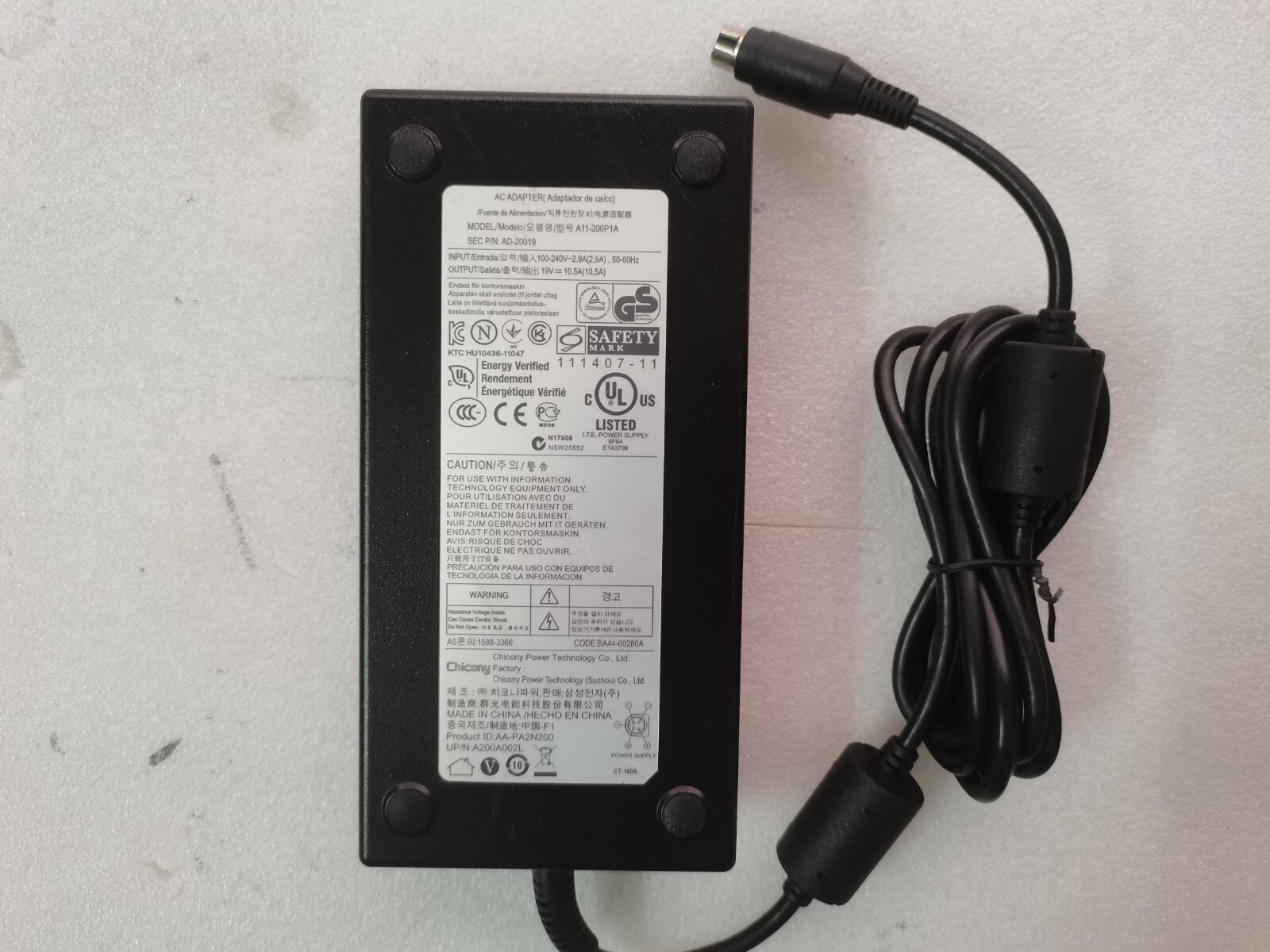 For Samsung Series 7  NP700G7C Genuine OEM A11-200P1A 200W AC Adapter Cord 10.5A