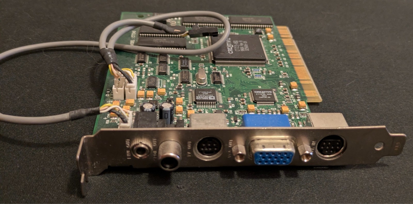 Creative Labs CT7240 PCI Video Decoder used with one cable