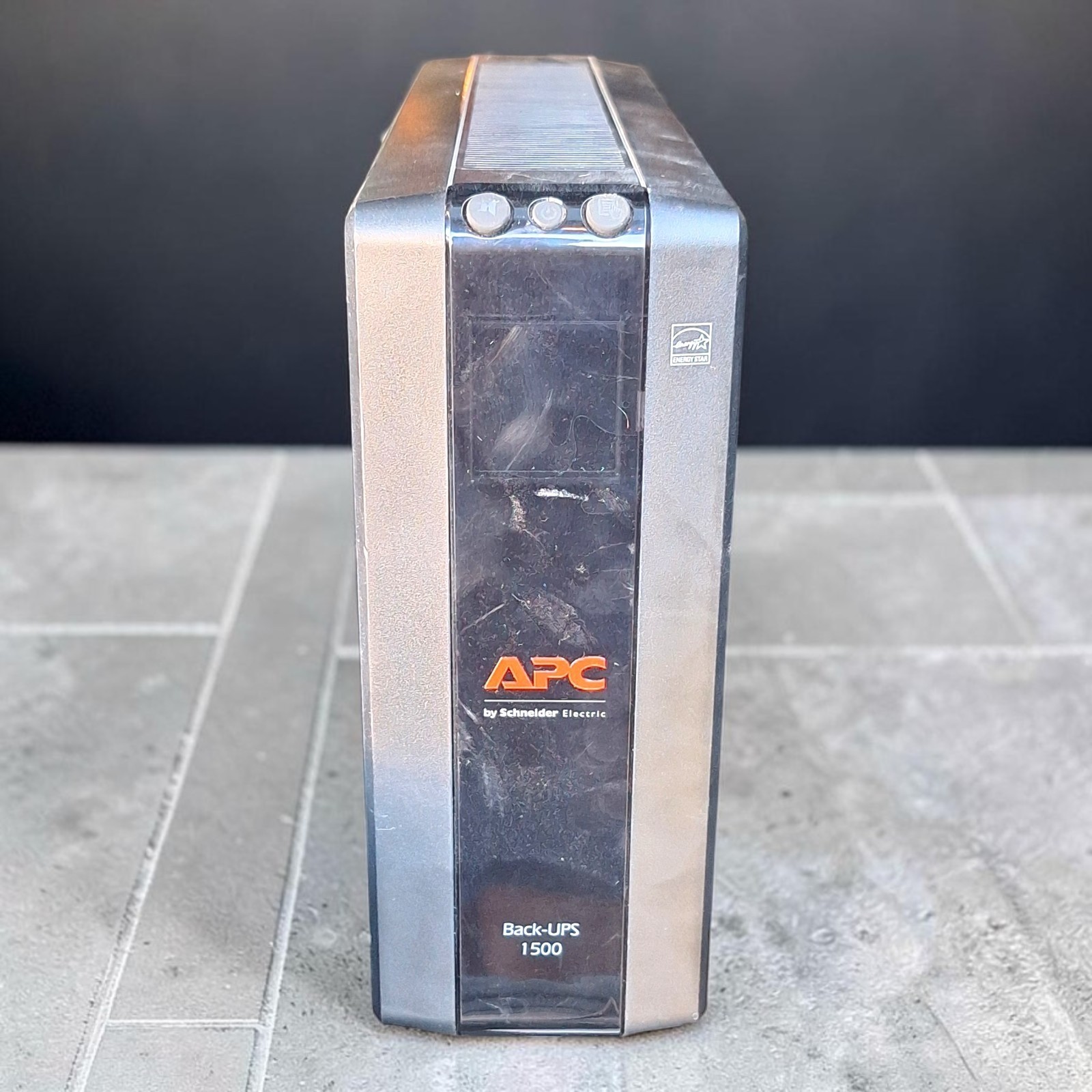 APC Back-UPS 1500 BX1350M UPS Uninterruptible Power Supply BATTERY INCLUDED 900W