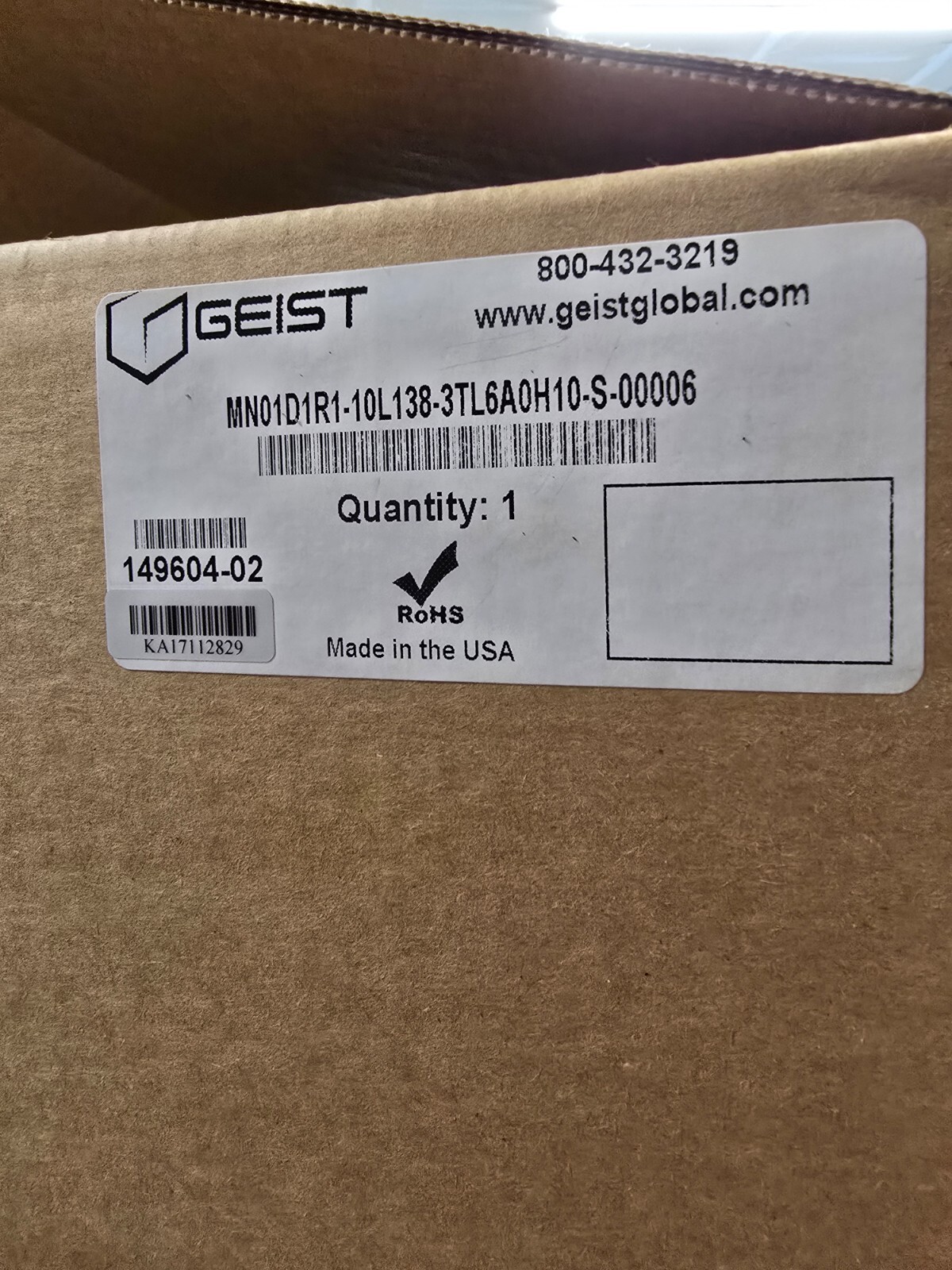 Vertiv™ PowerIT Upgradeable Metered rPDU Model I10114L