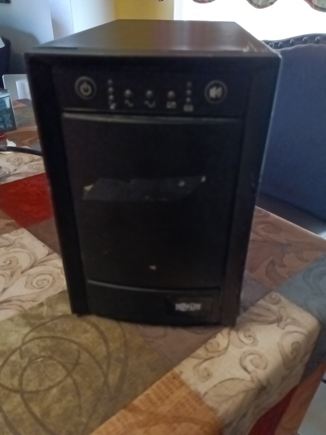For Parts Tripp Lite UPS Smart Online 1050VA 650W Tower 100V - 120V No Battery 