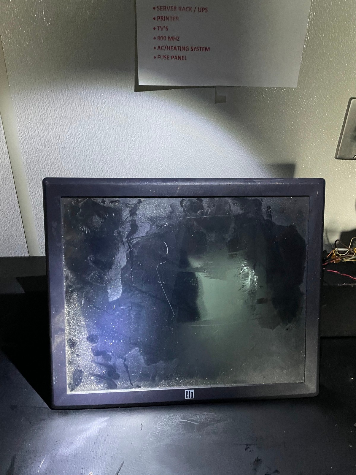 Tyco Electronics Touchscreen 19" Desktop Monitor ELO ET1915L-7CWA-1-G