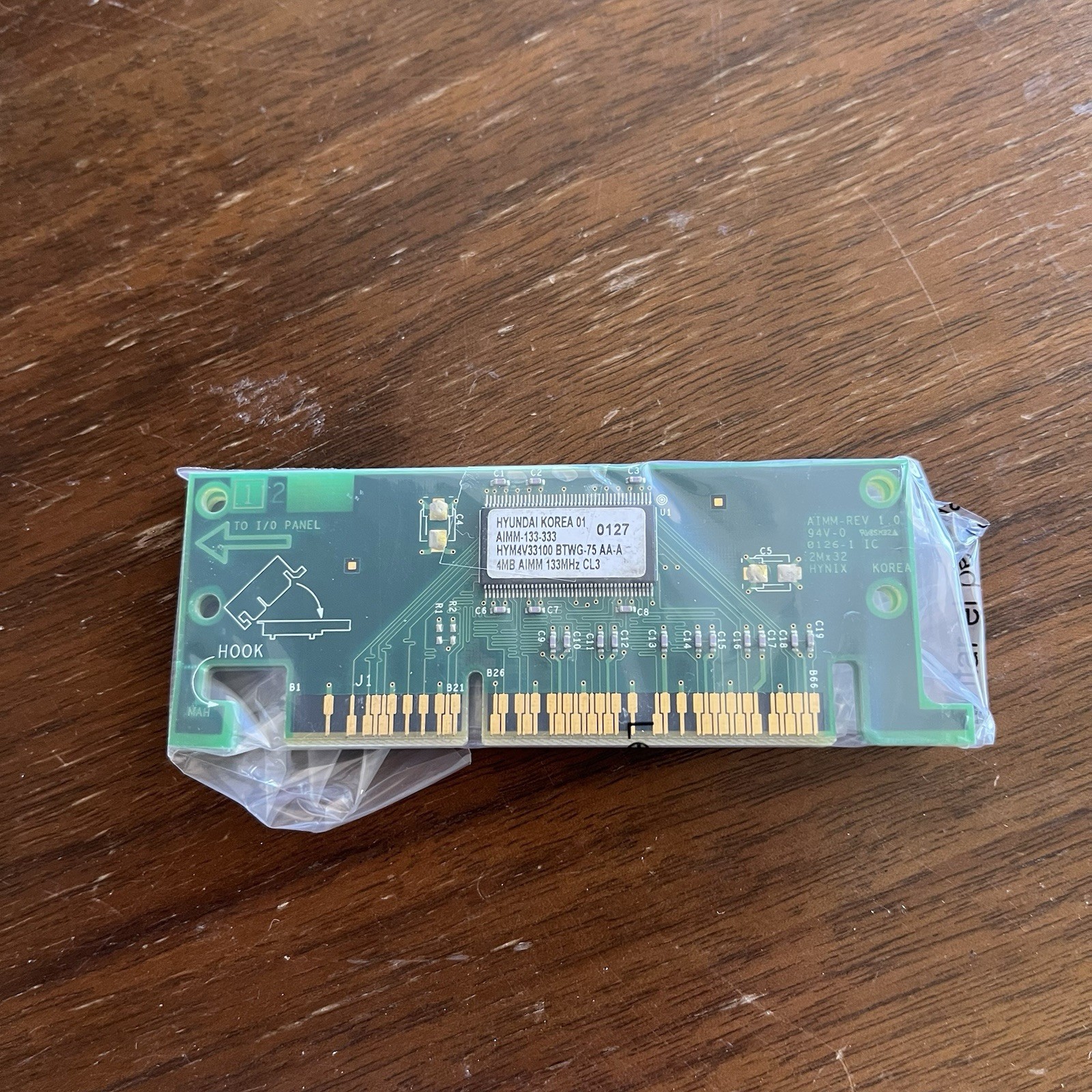 HYM4V33100BTWG-75 AA-A - Sync Video RAM 4MB Aimm 133MHZ Memory