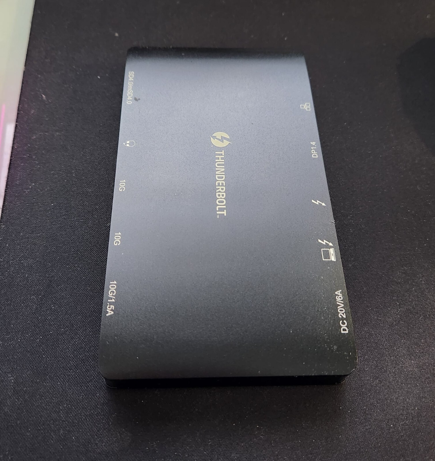 Amazon Basics 11-in-1 Thunderbolt 3 Dock 
