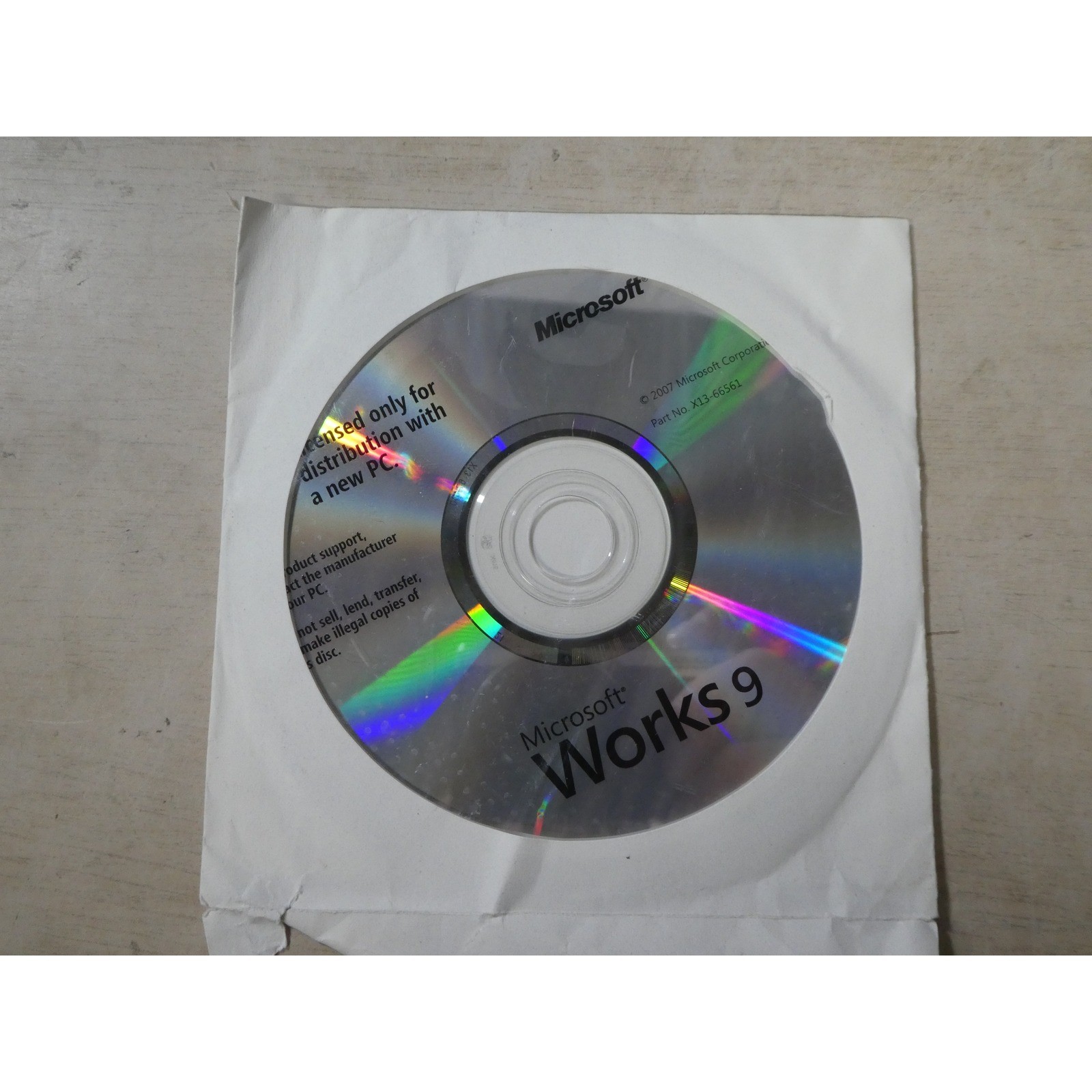 Microsoft Works 9.0 PC Software Disc Dell OEM X13-66561 with COA License