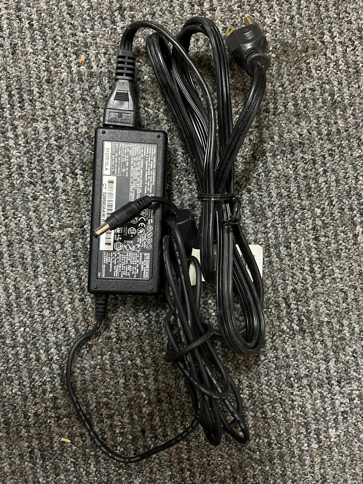 Genuine Compaq PA-1530-02C Laptop AC Power Adapter Charger 159224-002 - PPP003S
