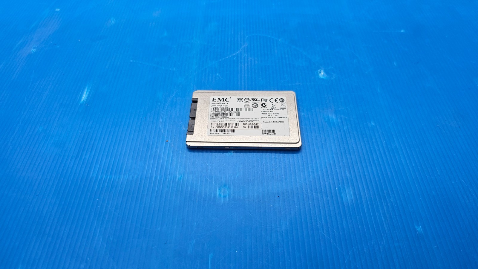 Micron RealSSD P300 14GB 1.8" SATA SSD MTFDBAA014SAL EMC 118032801