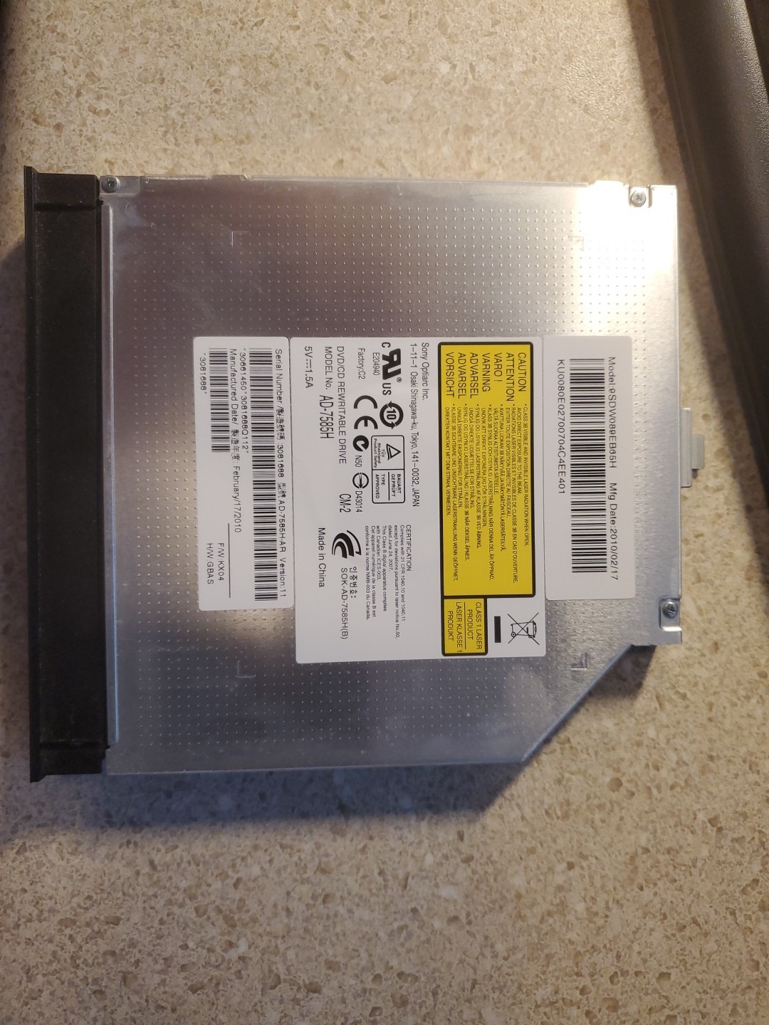 Sony Optiarc AD-7585H Slim DVD/CD RW Rewritable Drive – Model 9SDW089EB65H