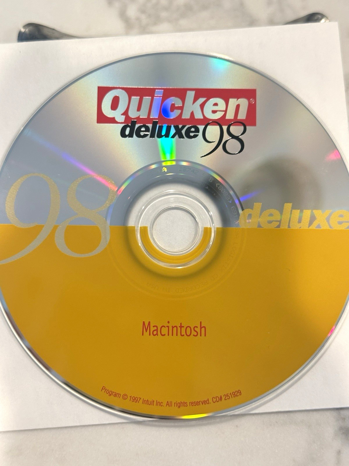Quicken Deluxe 98 Personal Finance for Macintosh English CD-ROM, MPN CD# 251929