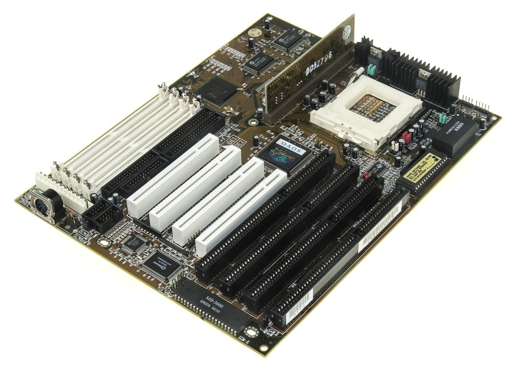 Soyo SY-5TF2 Motherboard Intel Socket 7 EDO DRAM Baby-AT ISA PCI