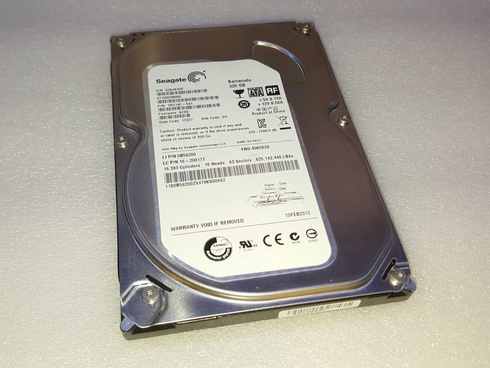 HP Pavilion HPE-210Y - 320GB Hard Drive with Windows 7 Home Premium 64-Bit