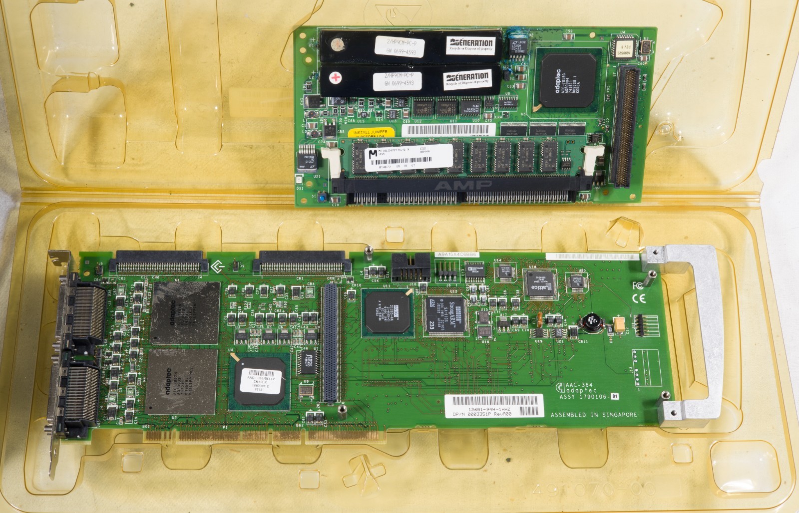 Compaq Adaptec AAC-364 SCSI RAID controller PCI NEW NOS