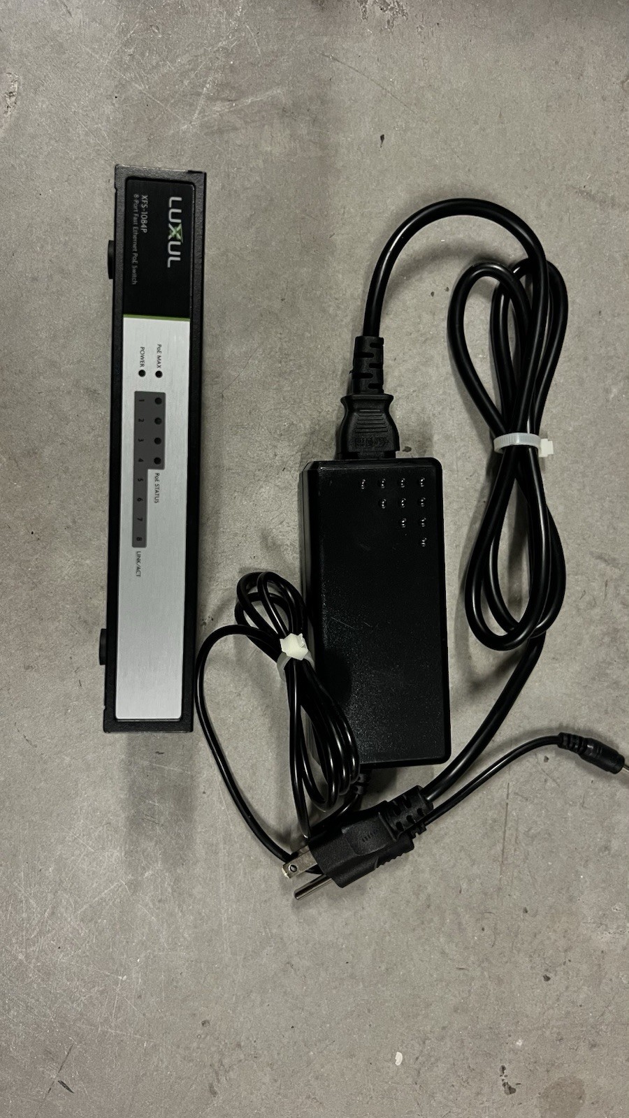 Luxul Xfs 1084p