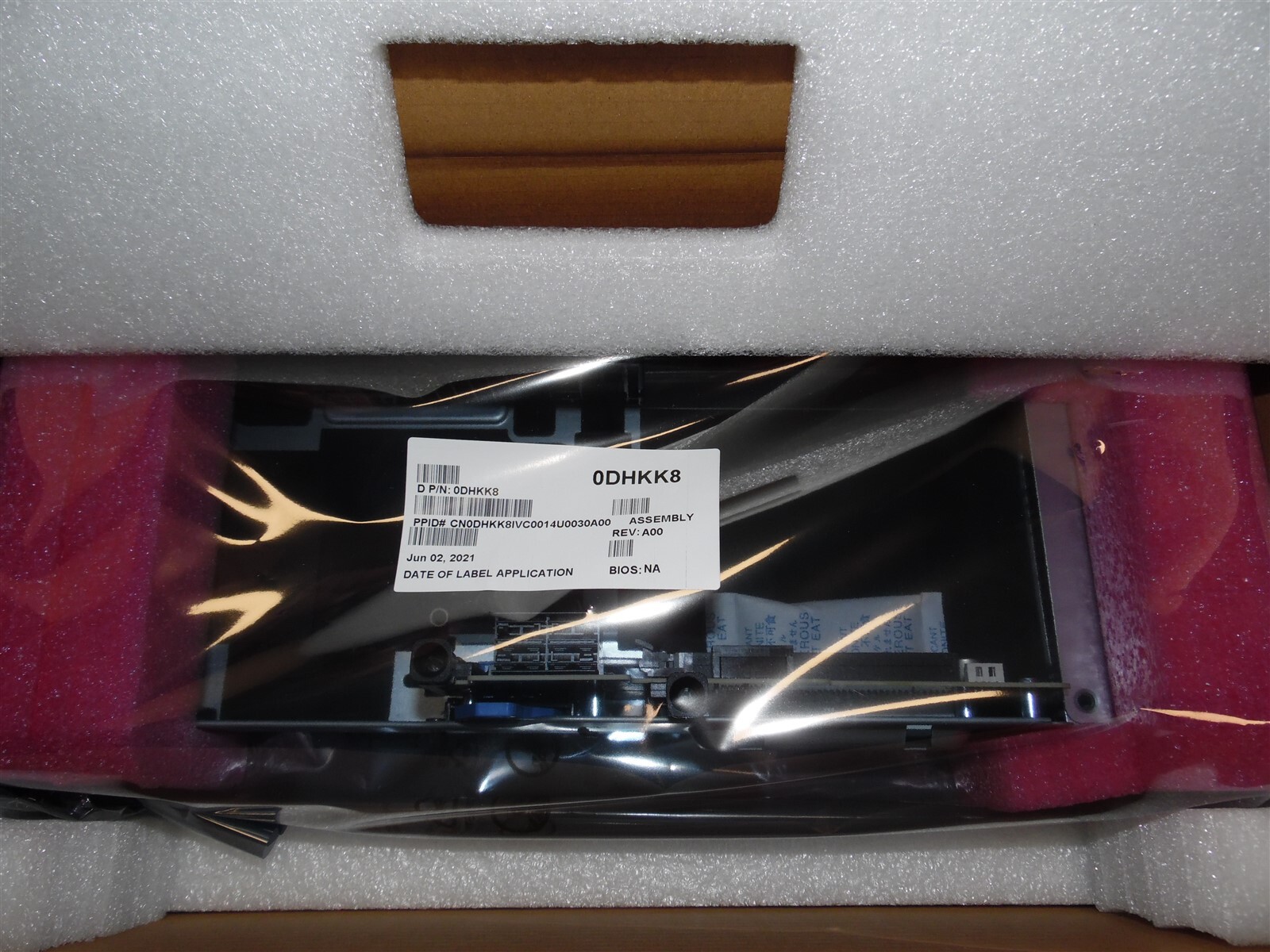 Dell Poweredge R840 Riser Used DELL EMC POWEREDGE R840 SERVER RISER 1A DHKK8 GPU - UBB.threads