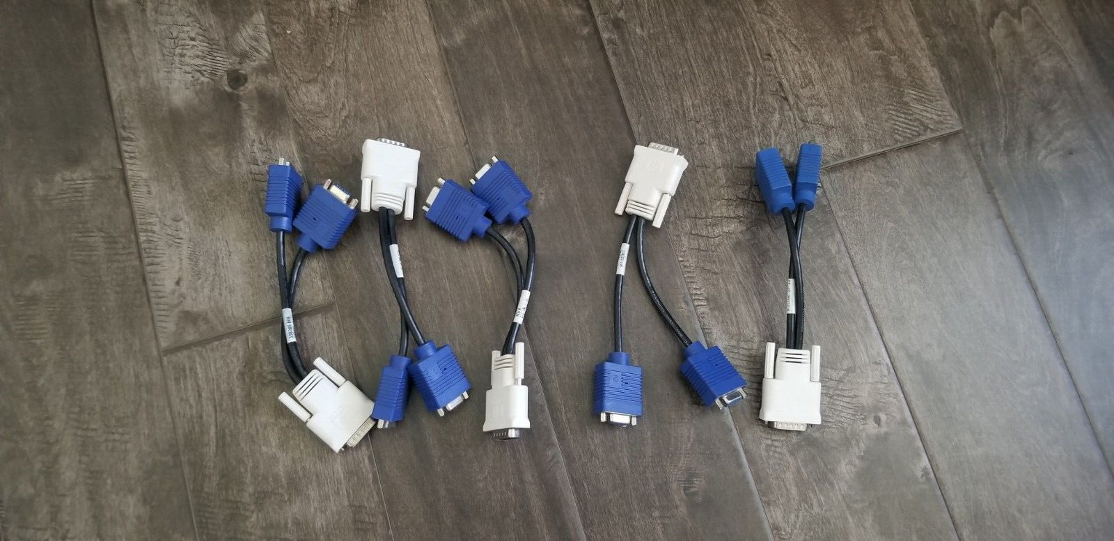 HP 338285-008 DVI to 2x VGA Splitter cable; execellent condition, set of five
