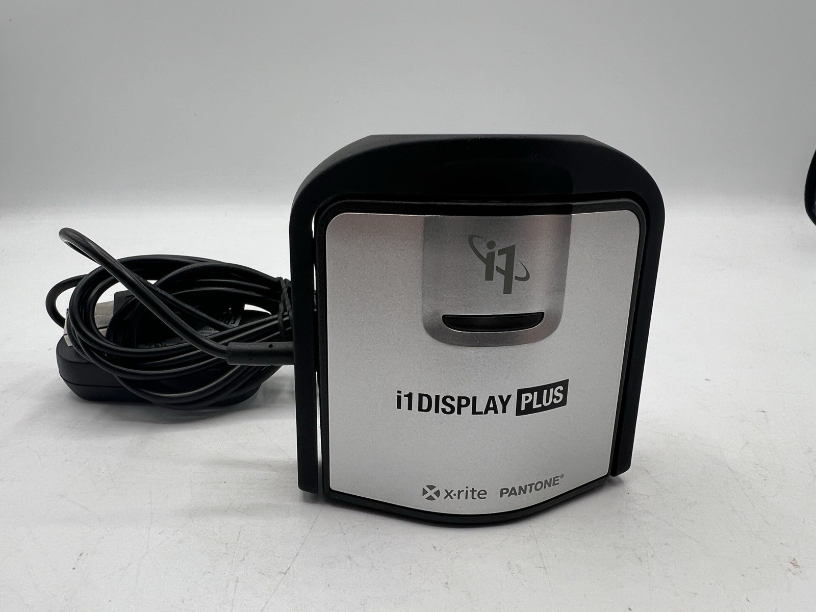 X-Rite i1 Display Pro Plus Display Calibration Colorimeter EODIS3PL-XR Tested