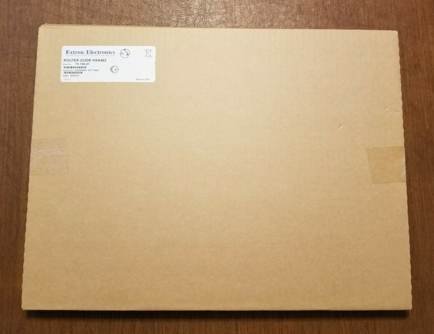 EXTRON ELECTRONICS #70-190-01 HSA 402 Router Guide – NEW