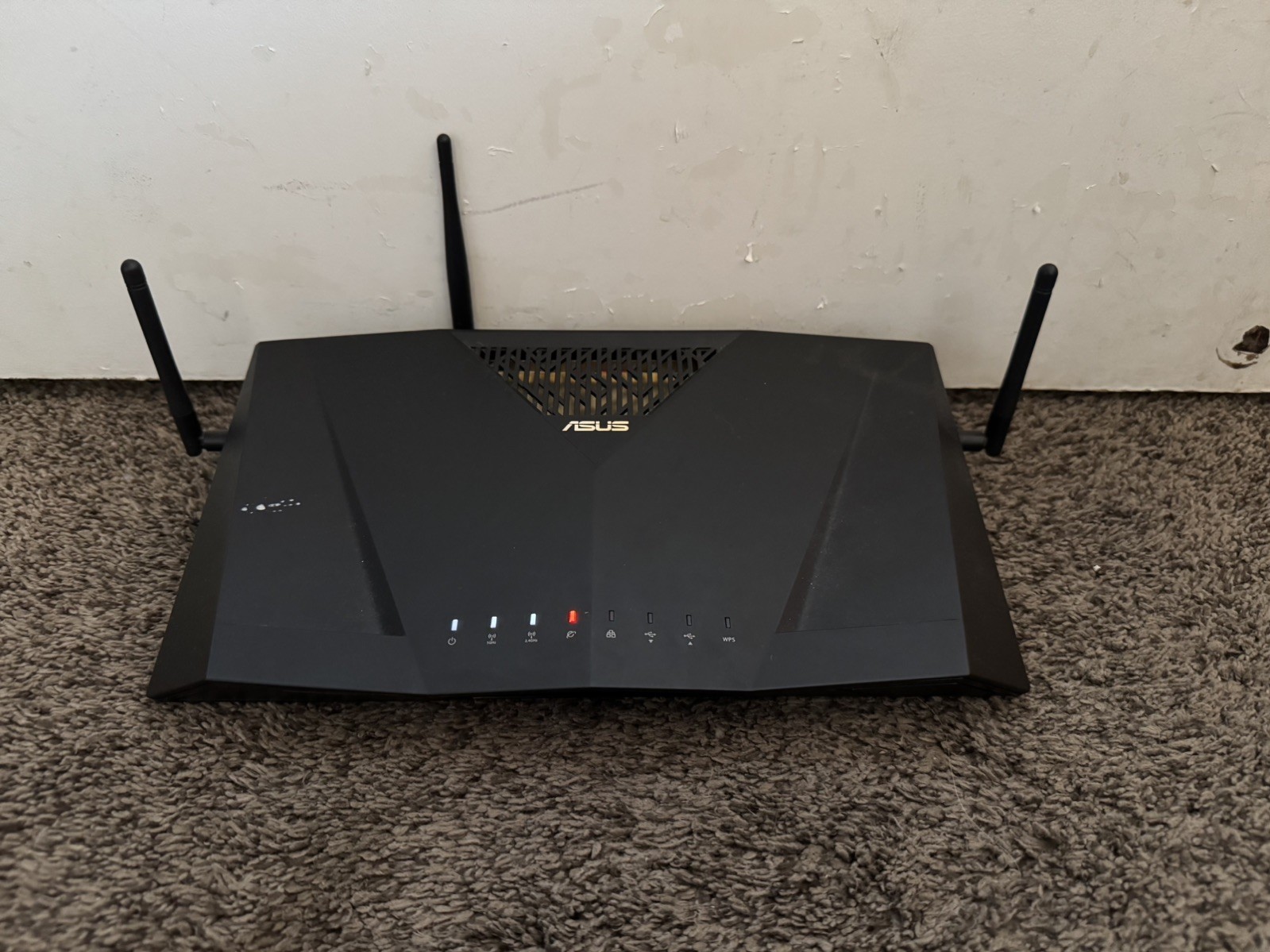 ASUS RT-AX88U AX6000 Dual-Band 802.11ax WiFi 6 Router, 8-Port Gigabit Ethernet