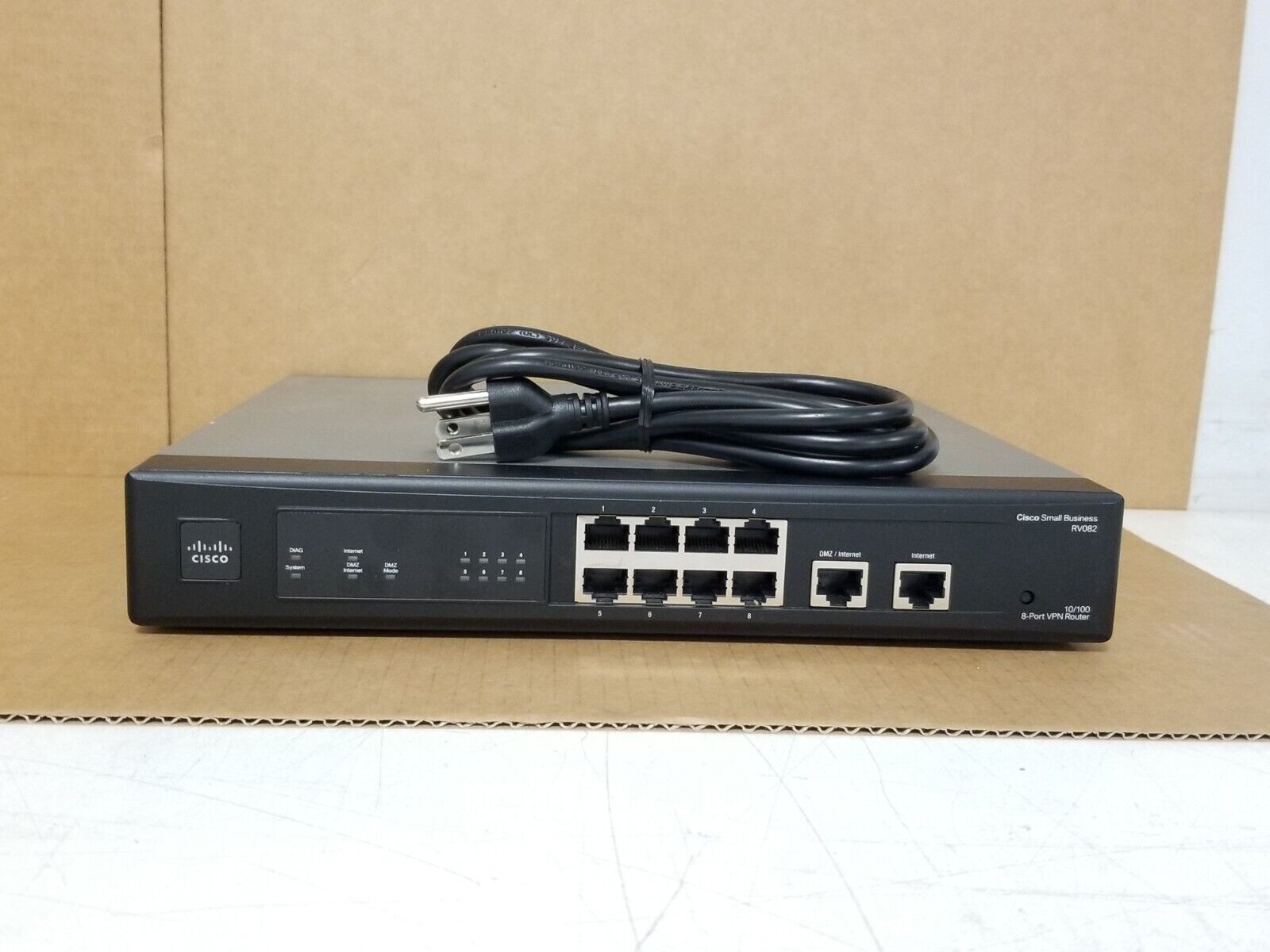 Cisco RV082 Dual WAN VPN Router Dual 10/100 Mbps NO EARS #L865