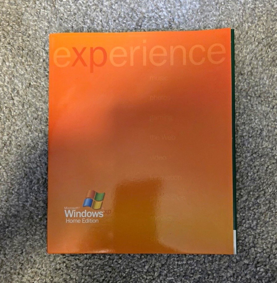 Microsoft Windows XP Home Edition Operating System CD, English