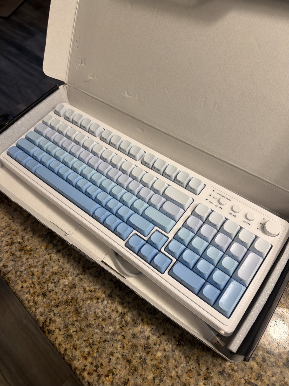 AULA S99 Gaming Keyboard White/Blue Triple Mode Wireless BT Wired QWERTY EN