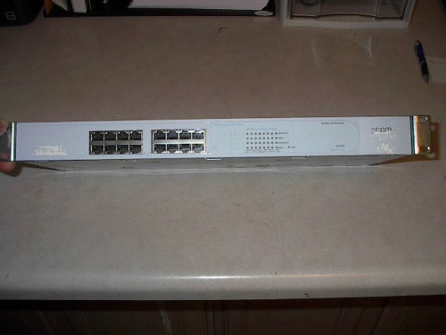 3Com 16-port baseline switch 2016 3C16470 unmanaged 100base TX