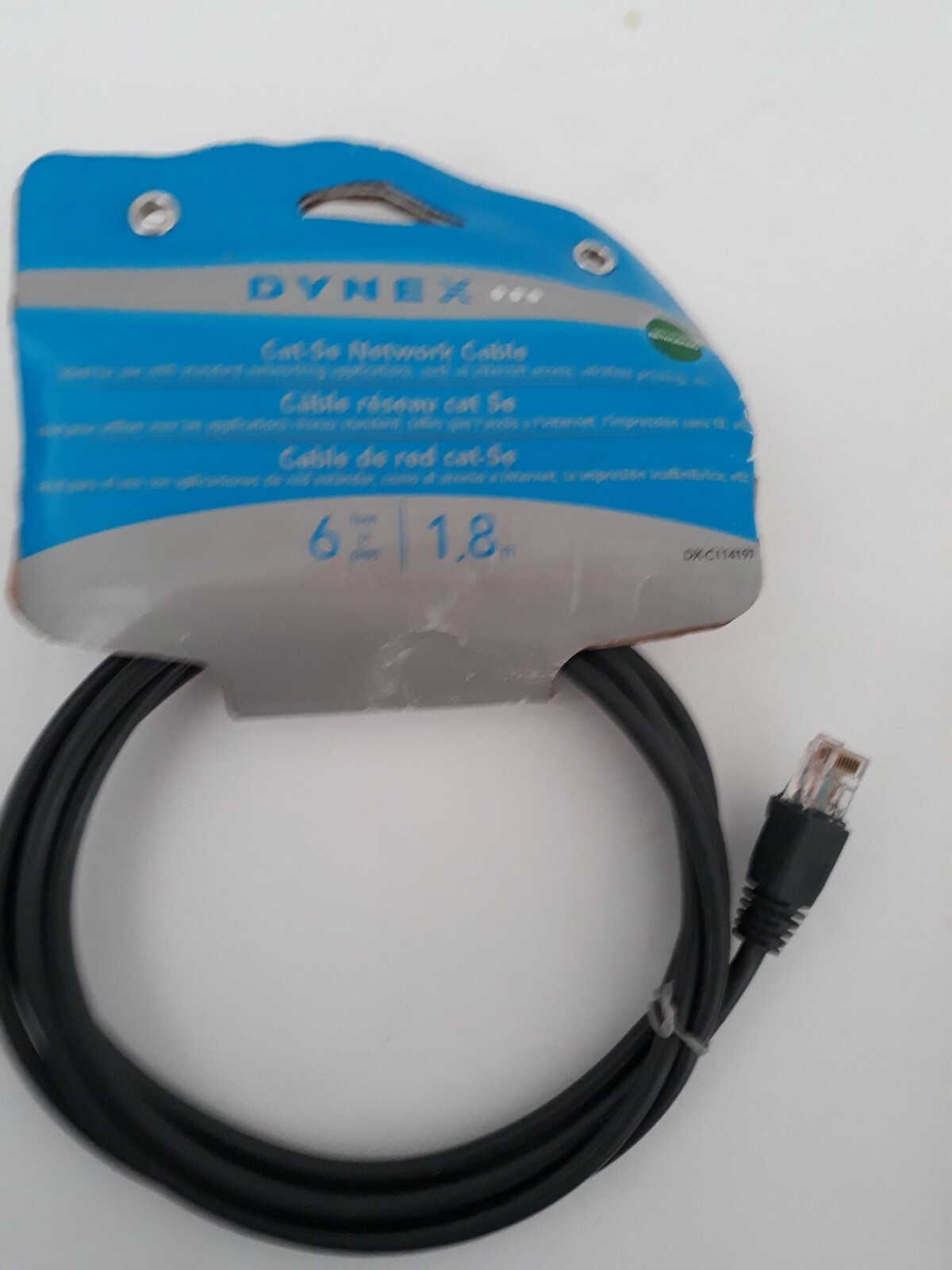 Dynex DX-C114197 - Network cable 6' ( 1.8 m ) CAT 5e 